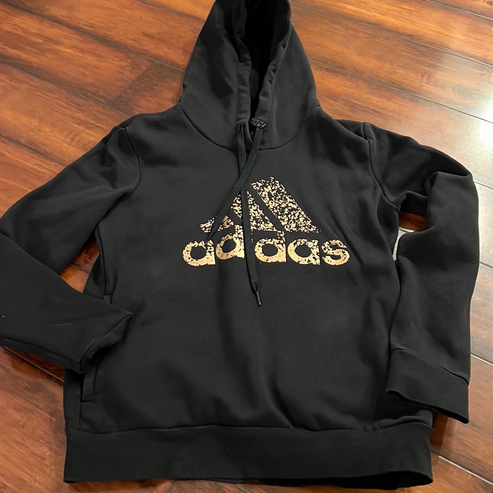 🍁Women Adidas black Sweatshirt 🍁